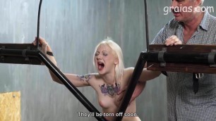 Blonde cries from pussy whipping
