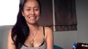 Thai Girl Show Her Cleavage While Singing