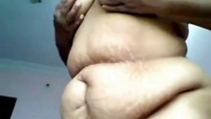 Big Fat Desi Aunty Webcam Clean Pussy