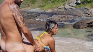 Brazilian couple make love in a paradisical public place to the sound of the sea...
