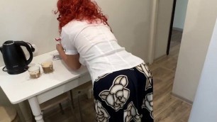 MILF was drinking tea and showed boobs when she wanted anal sex in her big ass